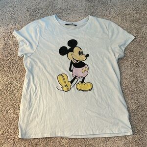 Abercrombie light blue Mickey Mouse t-shirt Sz L